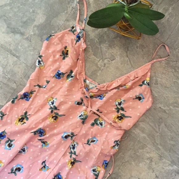 Pink floral wrap tie ruffle dress - Picture 2 of 8